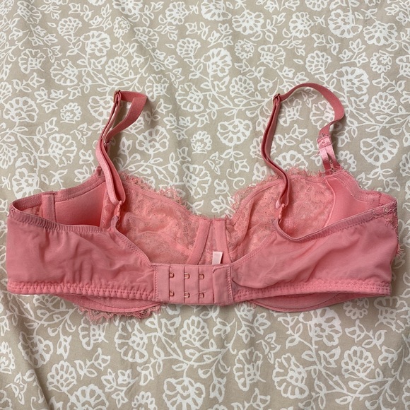 ‼️SOLD‼️VS pink and gold glitter bra - Picture 2 of 3